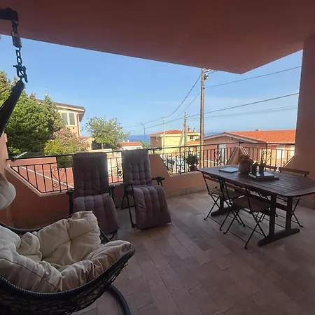 Casa Elicriso Apartment